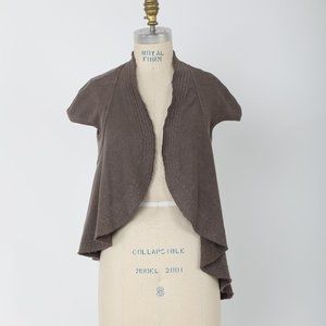 Scylla Shrug in Cocoa